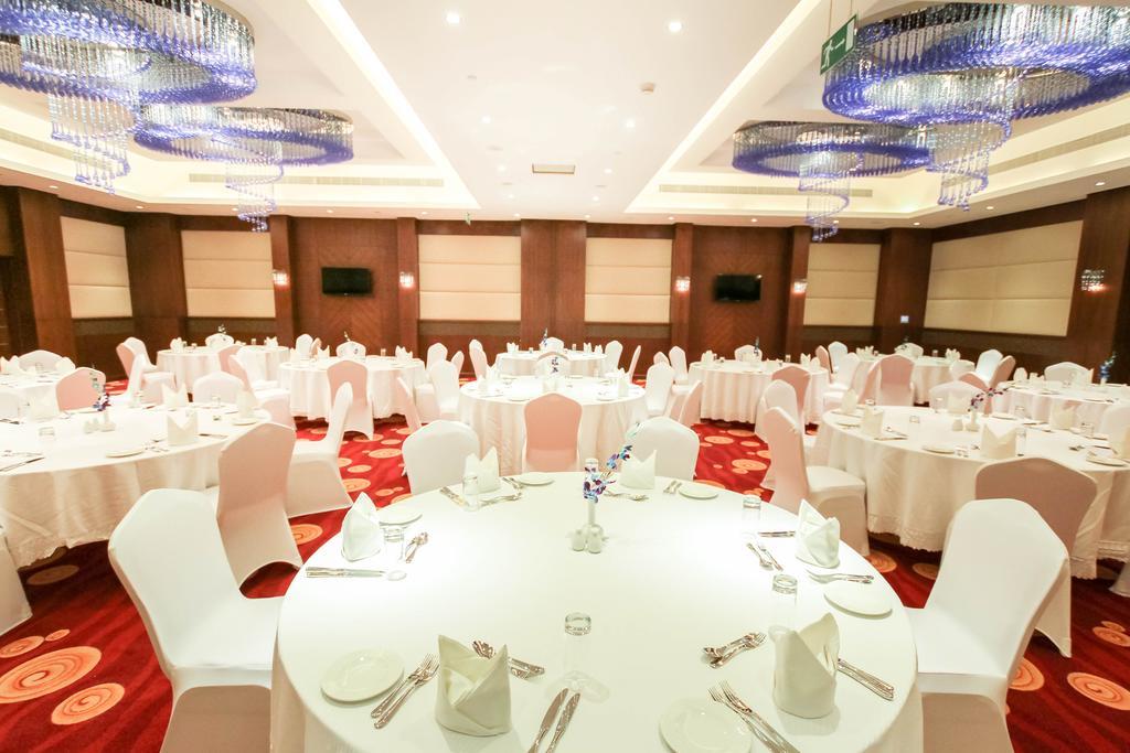 Danat Capital Hotel Abu Dhabi Exterior photo